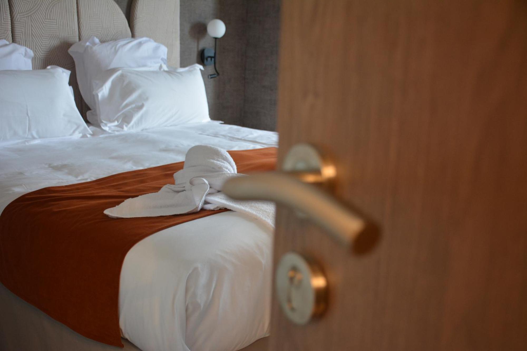 Hotel Breizh Du Golfe อาร์ซอง ภายนอก รูปภาพ